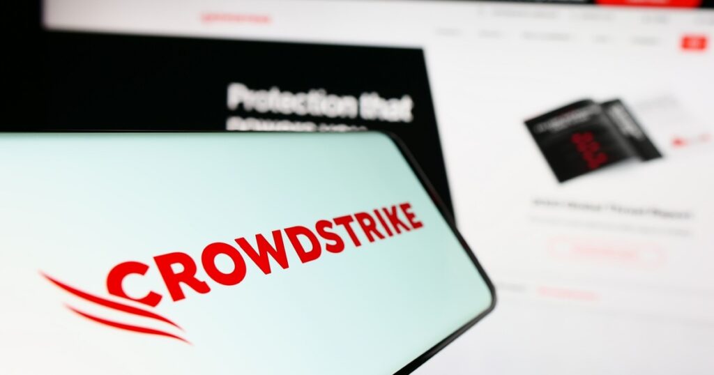 CrowdStrike intenta conciliar las cosas con la industria de la ciberseguridad